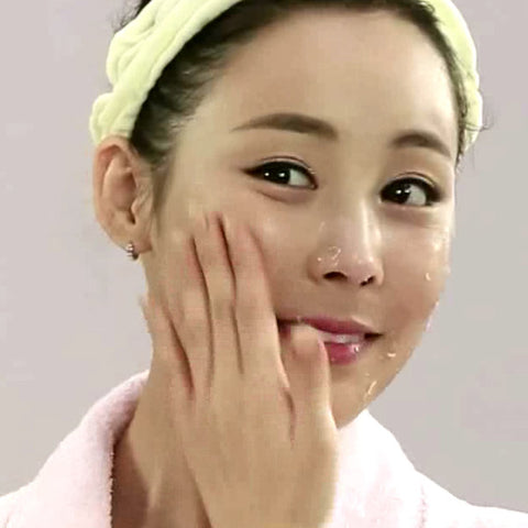 UCG PITEROMA Peeling Shower Gel Collagen [Buy 2 Get 20 Samples] - Health Korea Shop