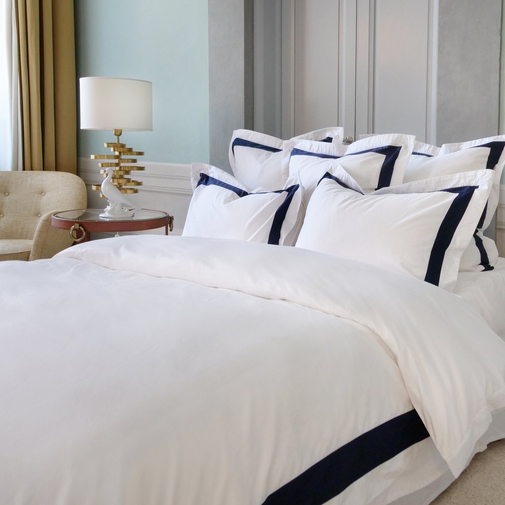 Duvet Cover Set Jardinne Collection, Navy (Twin)